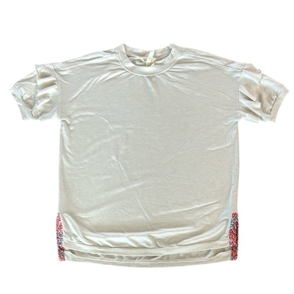 Matilda Jane size medium cream colored tee